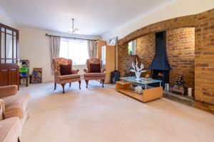 Lounge- click for photo gallery